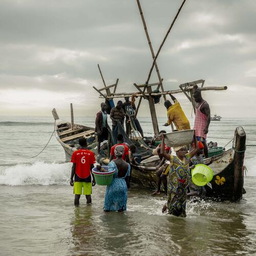 Illegale Fischerei bedroht Menschenrechte in Ghana