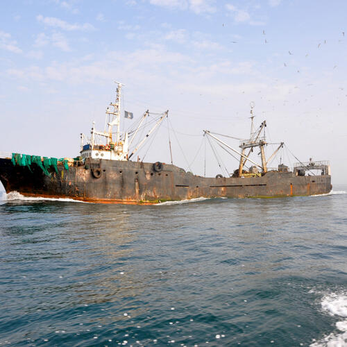 Oman takes decisive port measures to block suspect fishing vessels