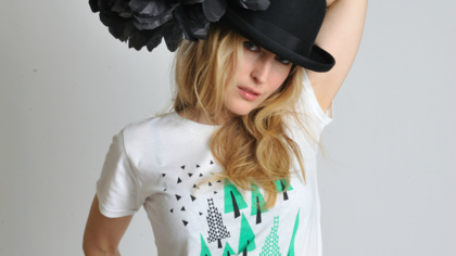 Designer low carbon t-shirt unveiled for Climate Week