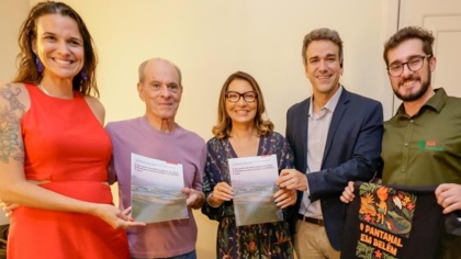 Brazil's First Lady accepts open letter requesting protection of the Pantanal and other wetlands at COP30