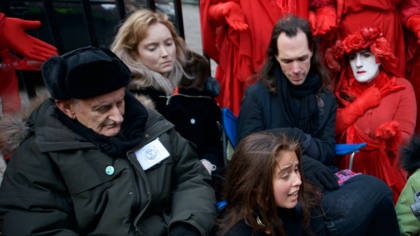 Lily Cole supports hunger strikes for climate action