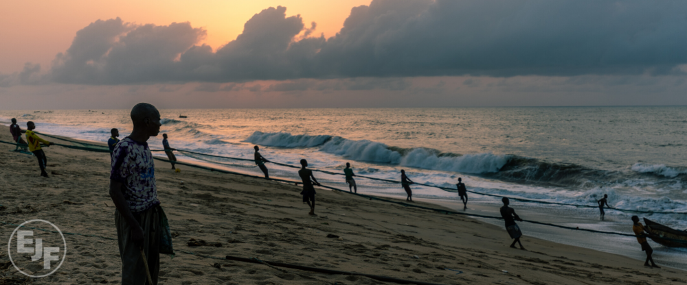 Canoes Beach