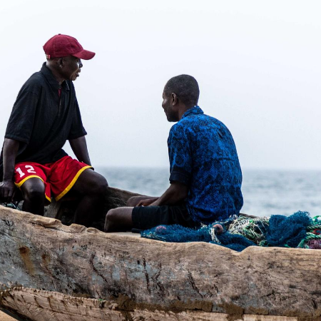 Liberianische Fischergemeinden durch chinesische Supertrawler bedroht