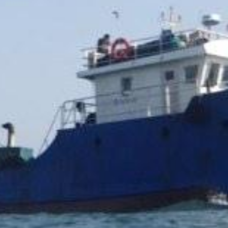 Illegale Trawler fliehen aus Sierra Leone, um Strafverfolgung zu entkommen