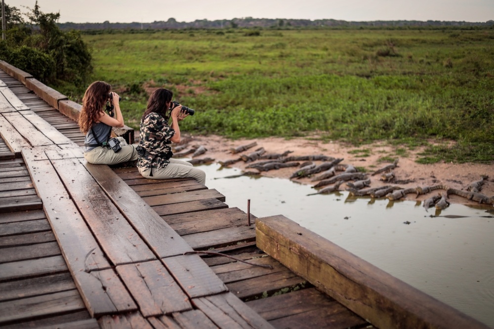 Cecilia left and Luciana right photographing