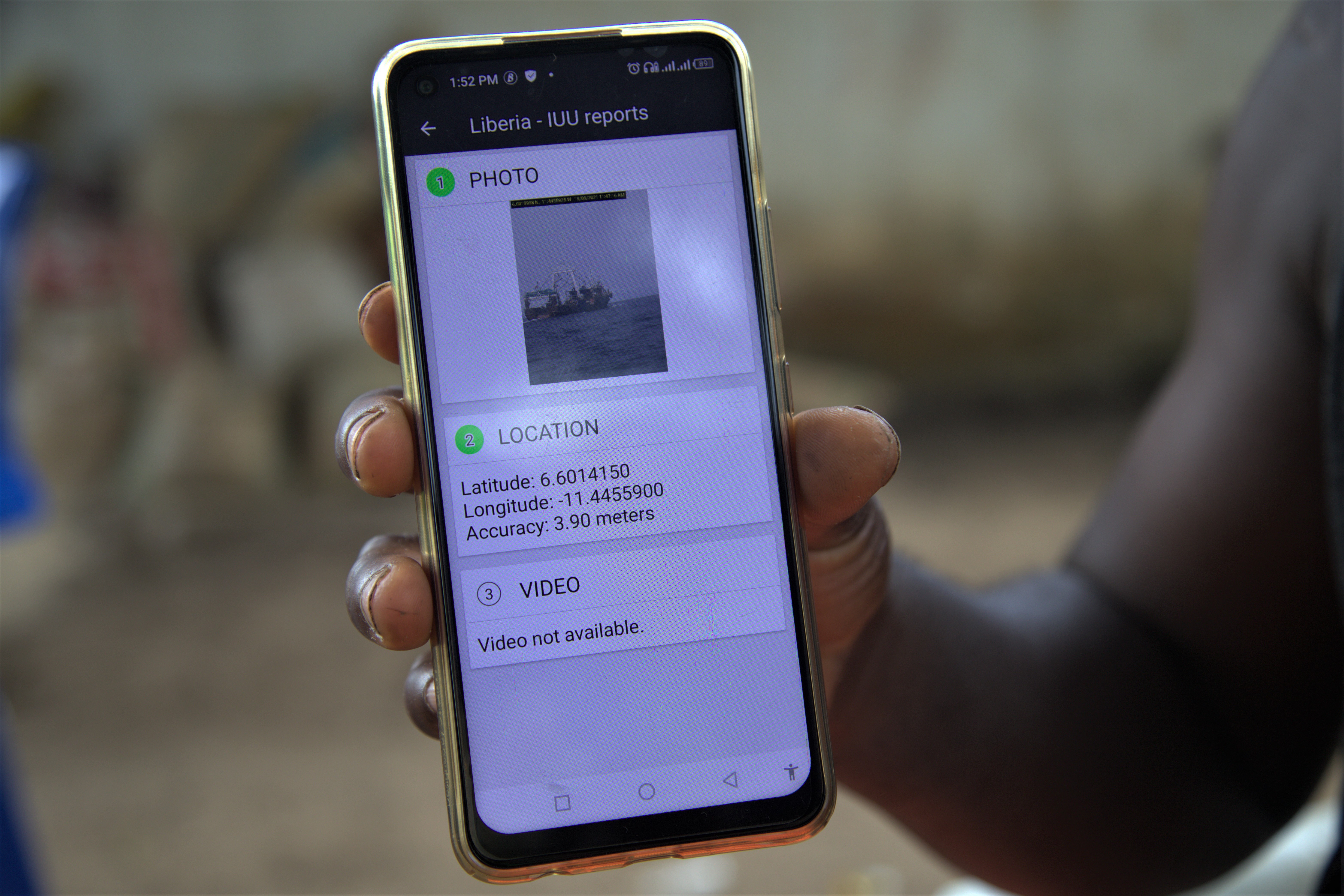 Liberian fishers use EJF app to report illegal trawlers