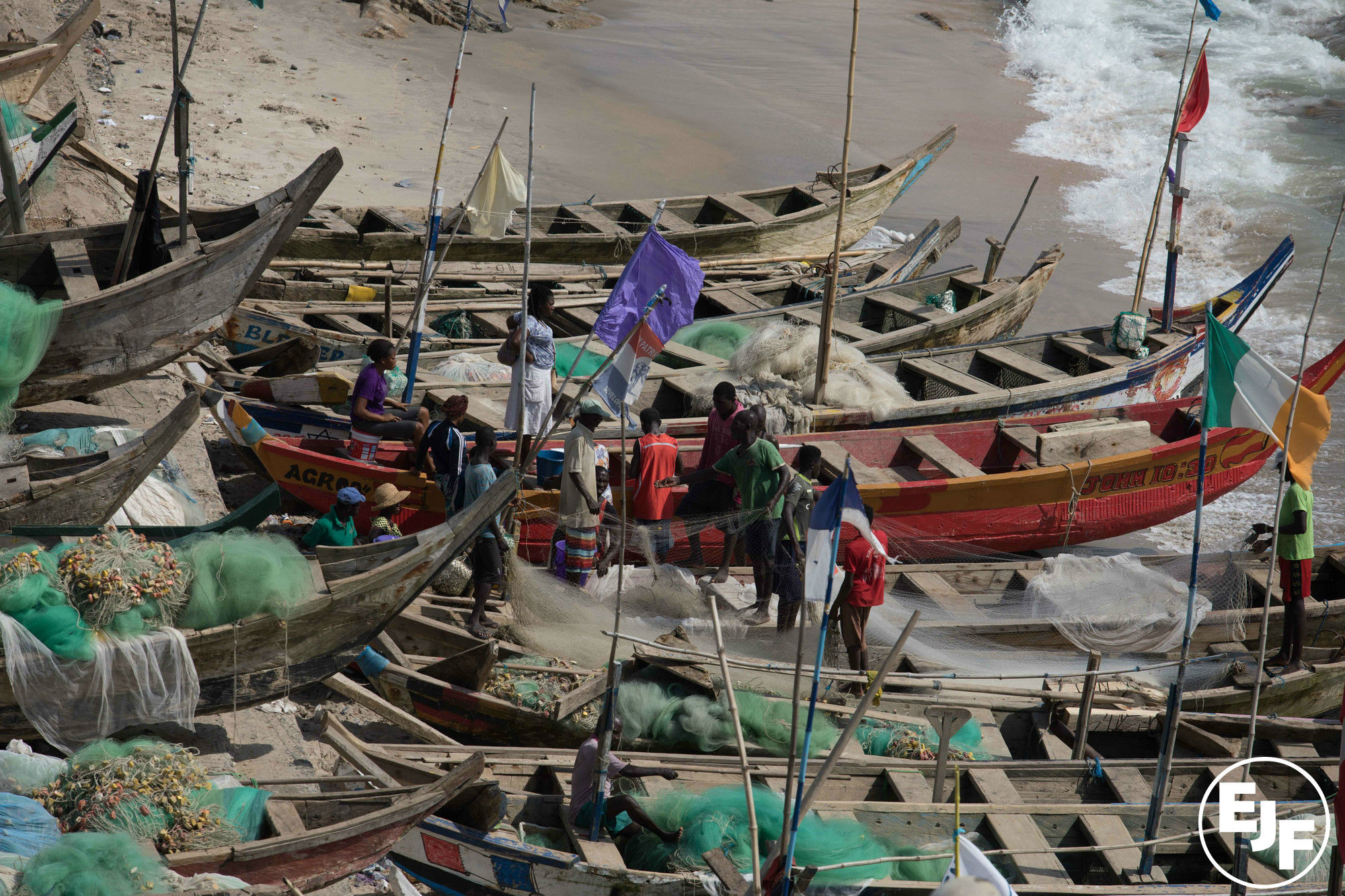 Canoe fishers and NGOs urge Ghana’s president to crackdown on illegal ‘saiko’ fishing